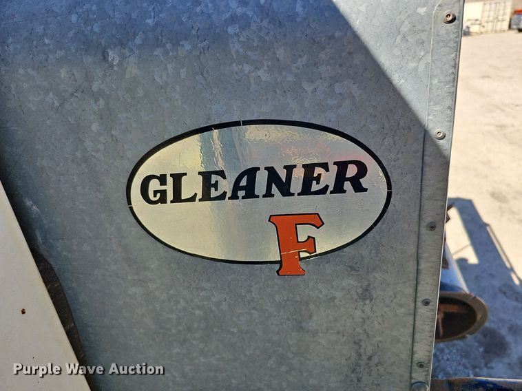 image for item DQ8685 Gleaner F combine