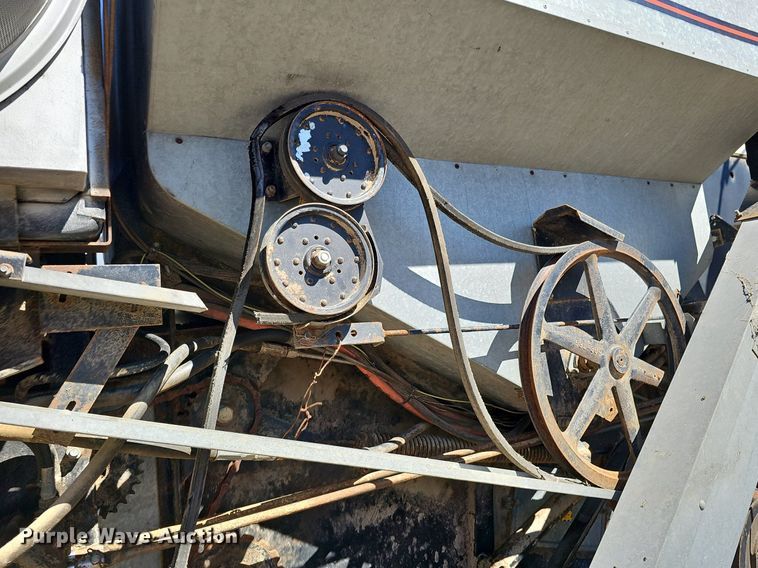 image for item DQ8685 Gleaner F combine