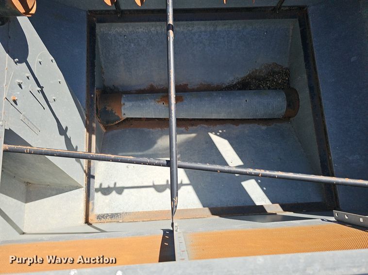 image for item DQ8685 Gleaner F combine