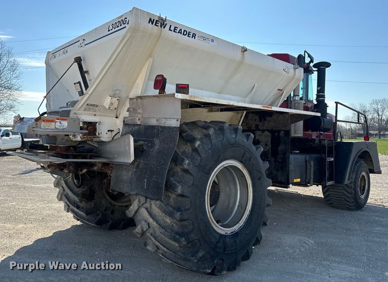 image for item DR7911 Case IH FLX4300 spreader