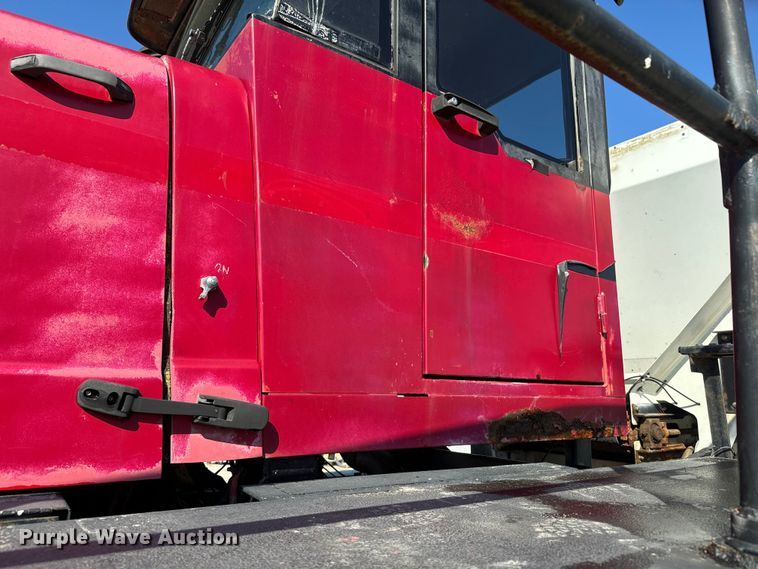 image for item DR7911 Case IH FLX4300 spreader