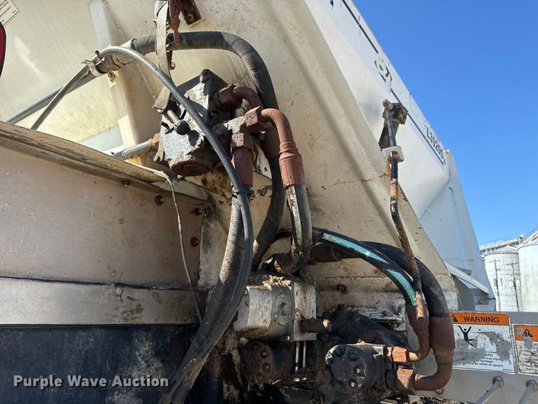 image for item DR7911 Case IH FLX4300 spreader