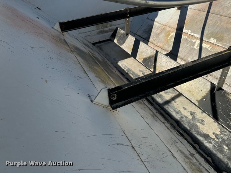 image for item DR7911 Case IH FLX4300 spreader