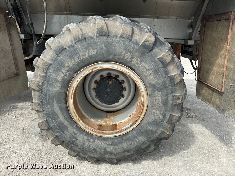 image for item DR7913 2013 Case IH Titan 4530 spreader