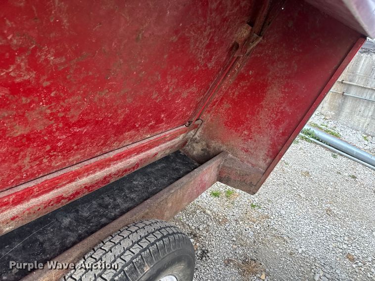 image for item DR7918 (2) Feed Train Gray Fox 145 creep feeders