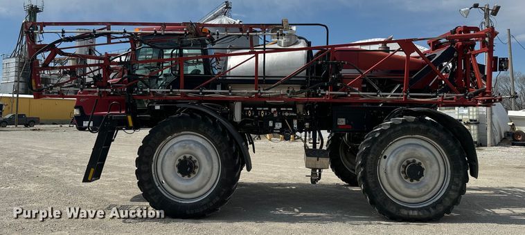 image for item DR7936 2009 Case IH Patriot 3330 sprayer