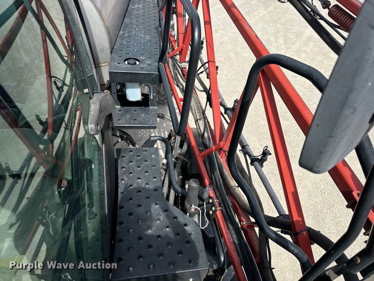 image for item DR7936 2009 Case IH Patriot 3330 sprayer
