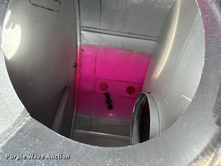 image for item DR7936 2009 Case IH Patriot 3330 sprayer