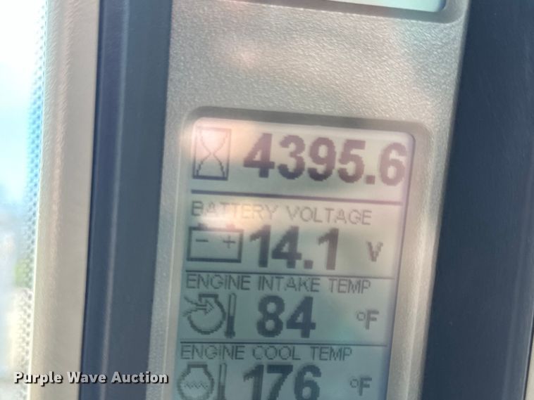 image for item DR7936 2009 Case IH Patriot 3330 sprayer