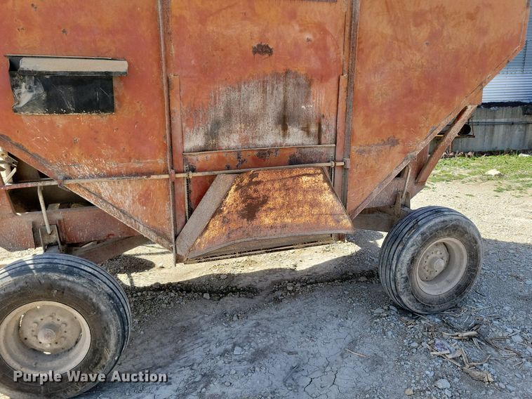 image for item DR7942 Gravity wagon