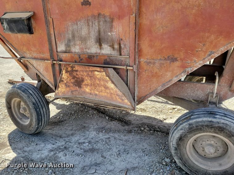 image for item DR7942 Gravity wagon