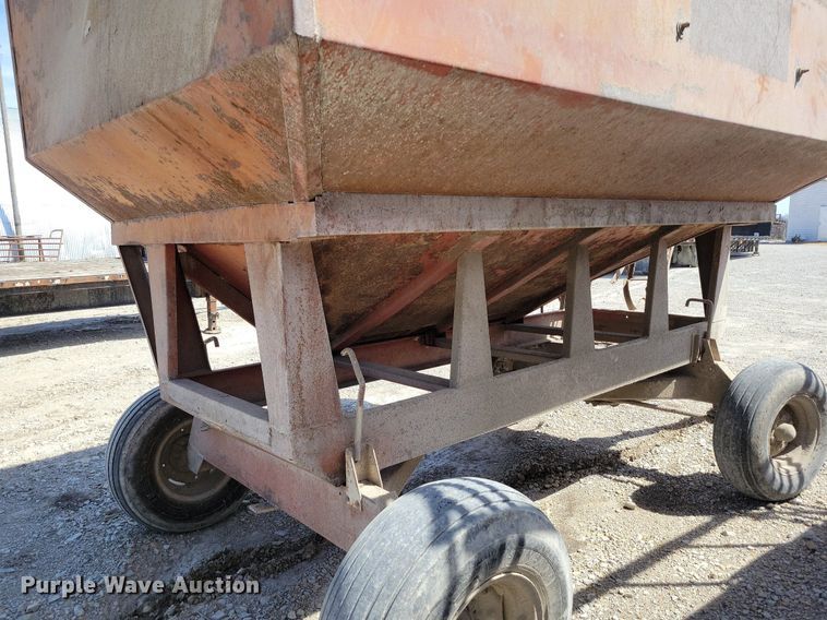 image for item DR7942 Gravity wagon