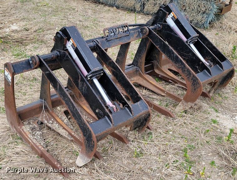 image for item DR7956 Favor skid steer rock grapple bucket