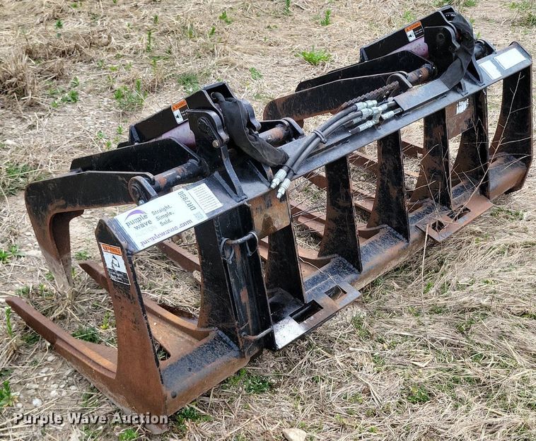 image for item DR7956 Favor skid steer rock grapple bucket