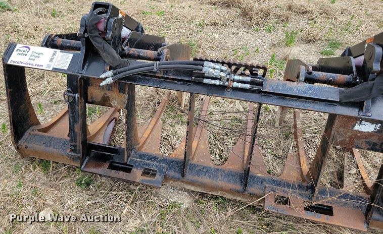 image for item DR7956 Favor skid steer rock grapple bucket