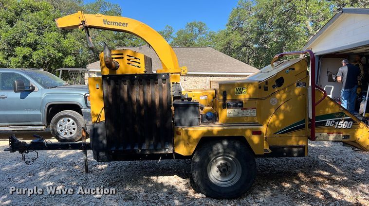image for item DS2938 2017 Vermeer BC1500 wood chipper