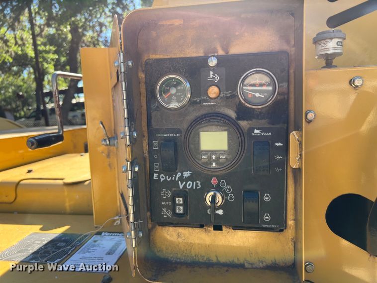 image for item DS2938 2017 Vermeer BC1500 wood chipper