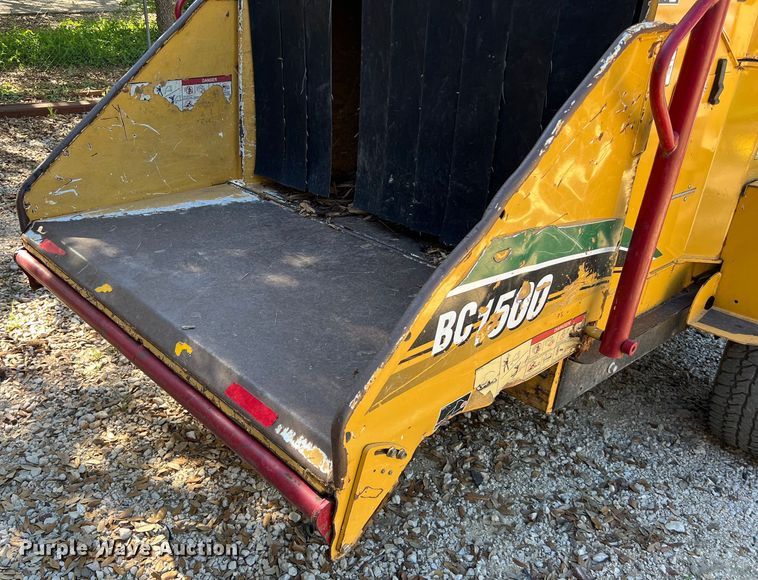 image for item DS2938 2017 Vermeer BC1500 wood chipper