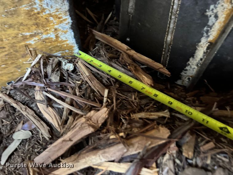 image for item DS2938 2017 Vermeer BC1500 wood chipper