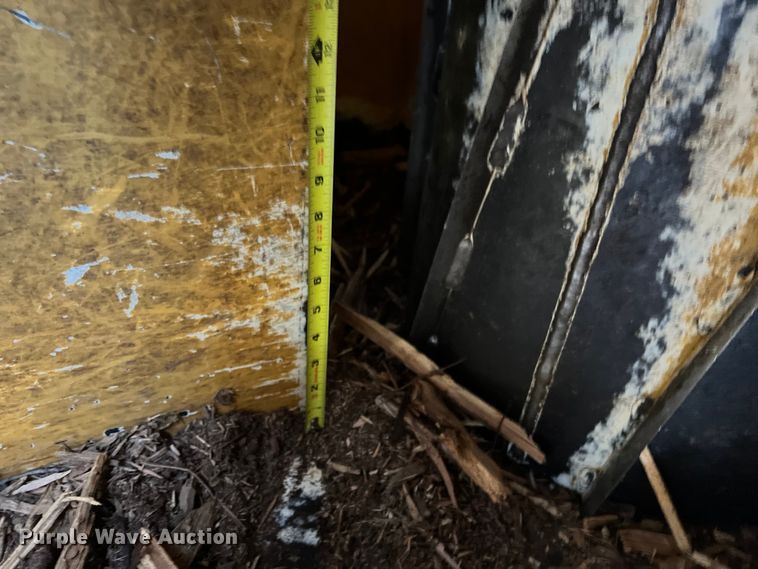 image for item DS2938 2017 Vermeer BC1500 wood chipper