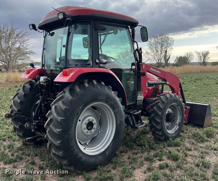 image for item DS2943 2015 Mahindra 7060 MFWD tractor