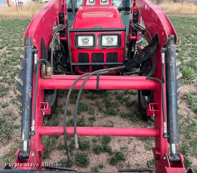 image for item DS2943 2015 Mahindra 7060 MFWD tractor