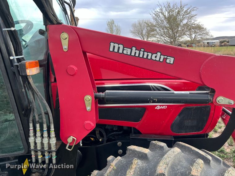 image for item DS2943 2015 Mahindra 7060 MFWD tractor