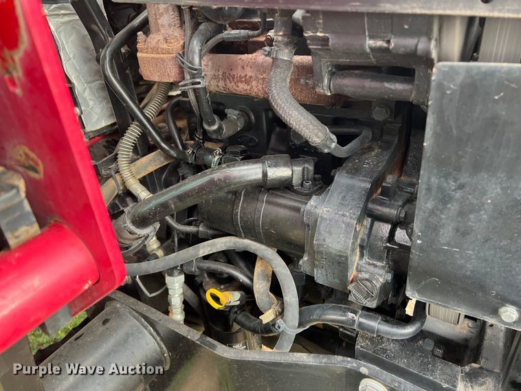 image for item DS2943 2015 Mahindra 7060 MFWD tractor