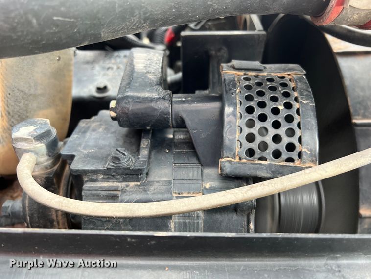 image for item DS2943 2015 Mahindra 7060 MFWD tractor