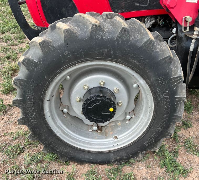 image for item DS2943 2015 Mahindra 7060 MFWD tractor