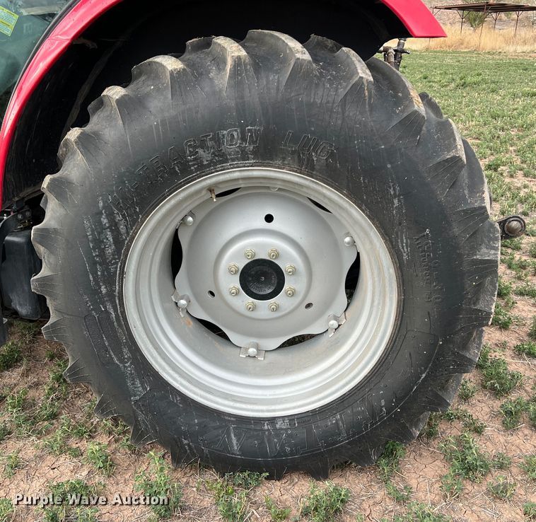 image for item DS2943 2015 Mahindra 7060 MFWD tractor