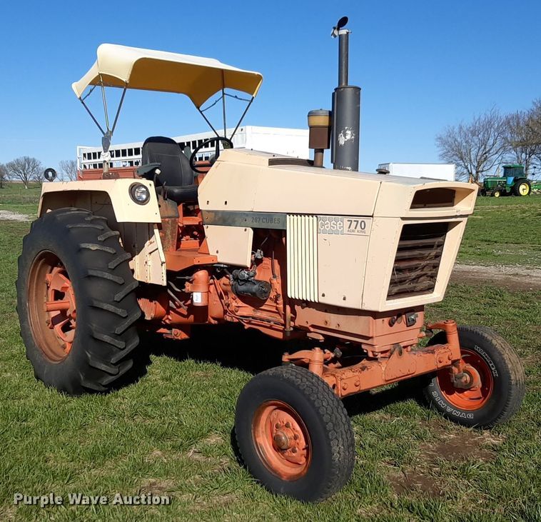 image for item DV9948 1970 Case 770 Agri King tractor