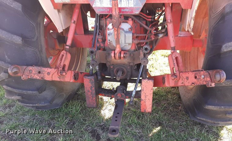 image for item DV9948 1970 Case 770 Agri King tractor