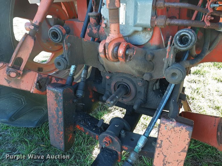 image for item DV9948 1970 Case 770 Agri King tractor