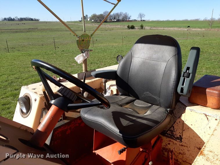 image for item DV9948 1970 Case 770 Agri King tractor