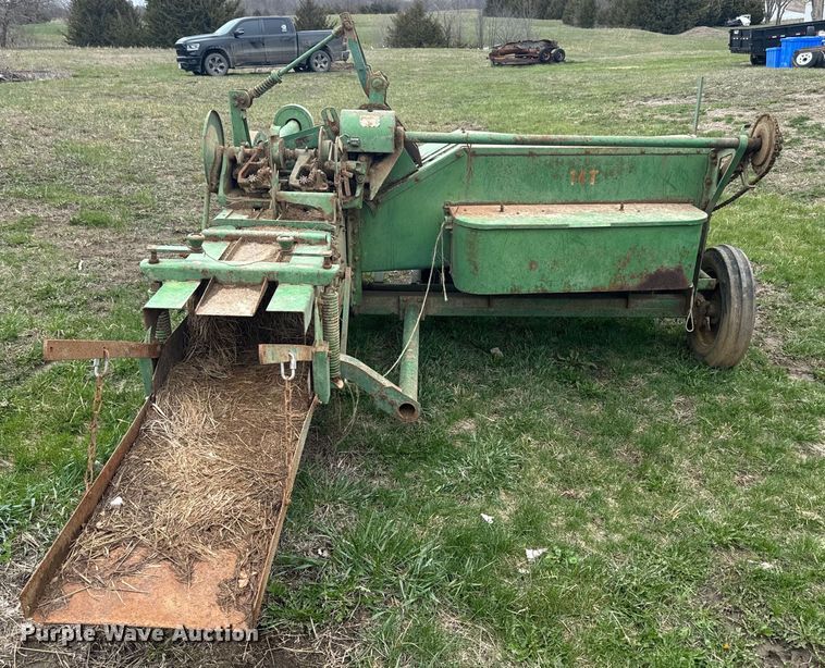 image for item EH5380 John Deere 14T small square baler