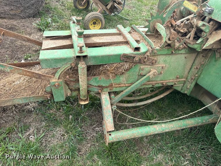 image for item EH5380 John Deere 14T small square baler