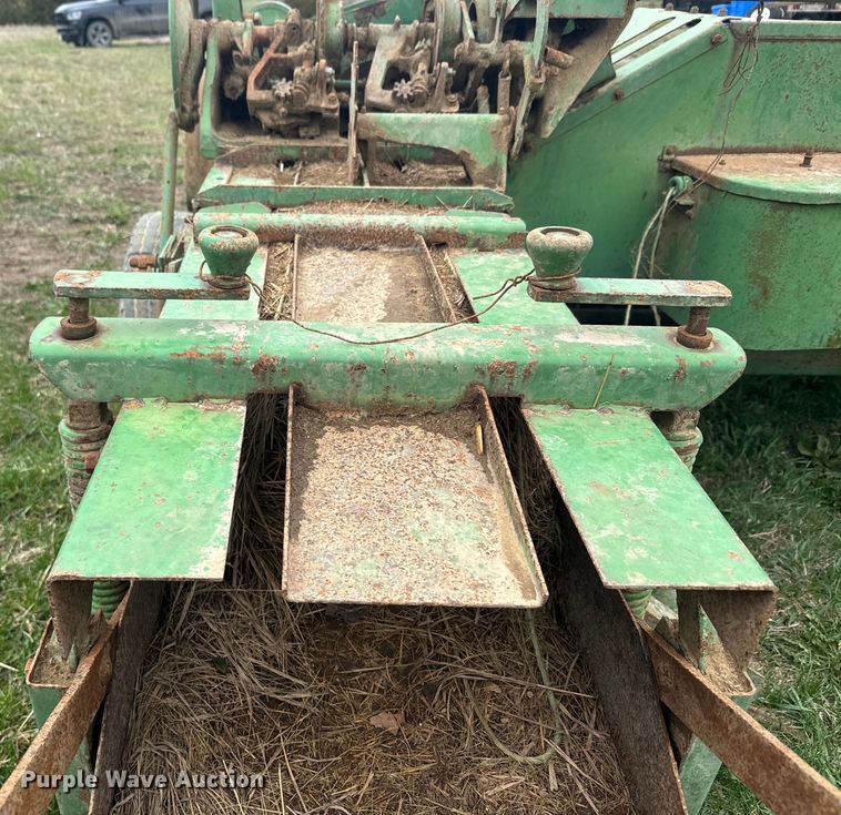 image for item EH5380 John Deere 14T small square baler