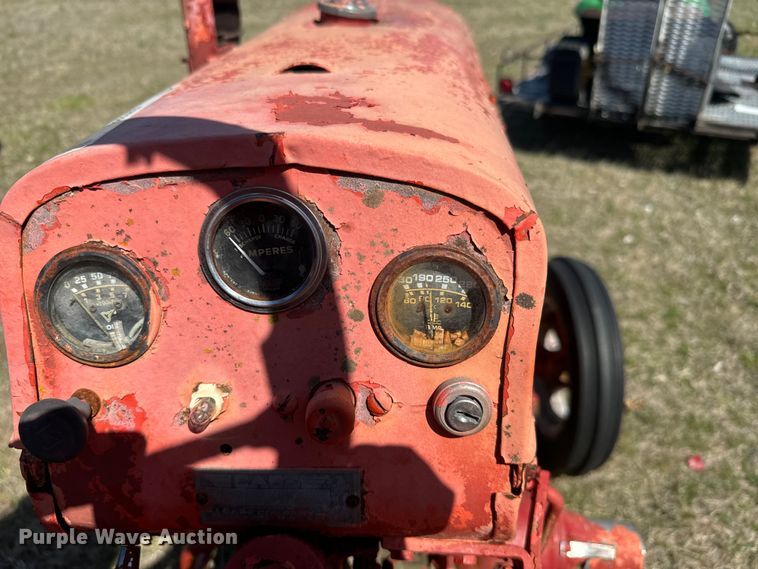 image for item EH5388 1946 Case  VAC tractor