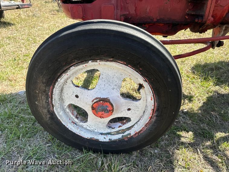 image for item EH5388 1946 Case  VAC tractor