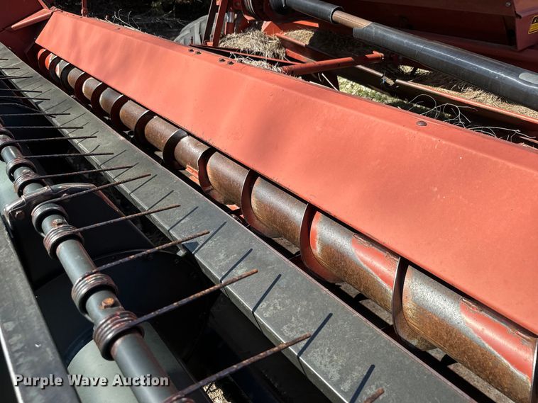 image for item EH5389 1987 Hesston 8200 swather / windrower