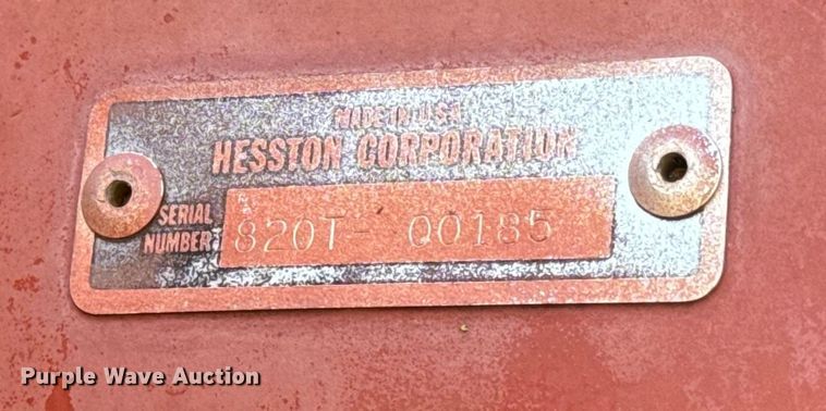 image for item EH5389 1987 Hesston 8200 swather / windrower