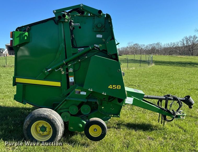 image for item EH6648 2012 John Deere 458C round baler