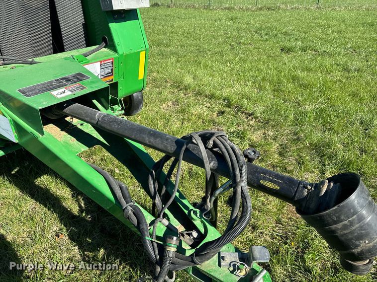 image for item EH6648 2012 John Deere 458C round baler