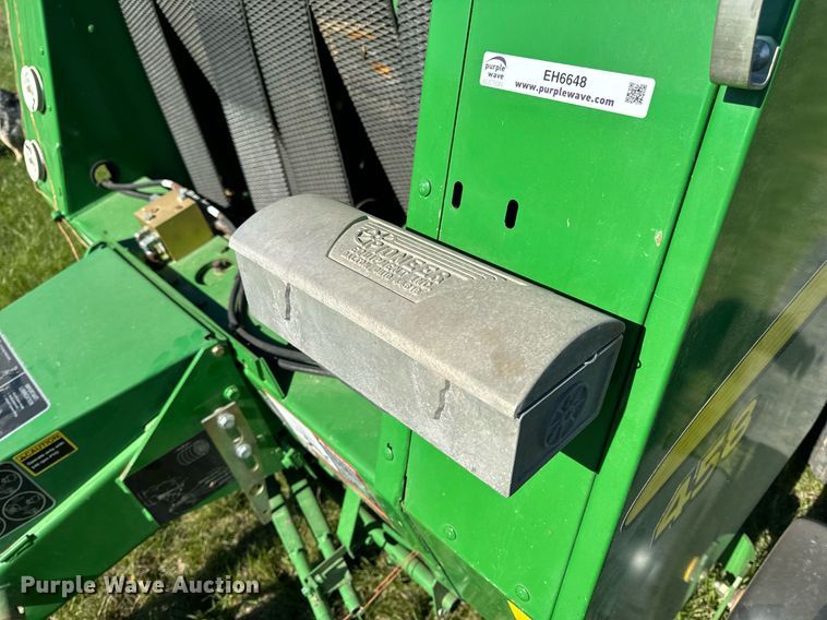 image for item EH6648 2012 John Deere 458C round baler