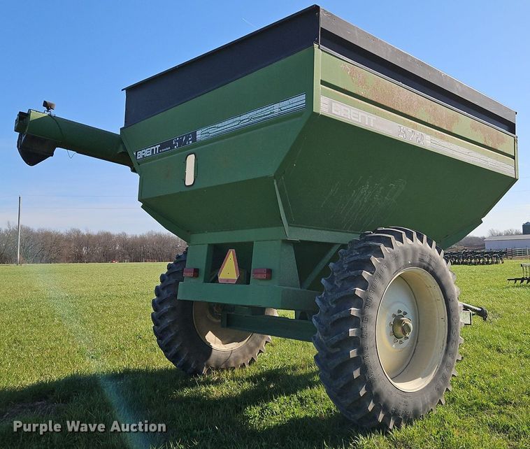 image for item EI3663 Brent GC572 grain cart