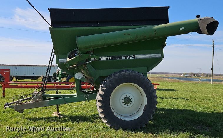 image for item EI3663 Brent GC572 grain cart