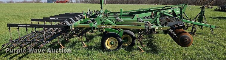 image for item EI3664 John Deere 726 mulch finisher