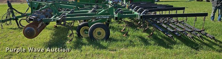 image for item EI3664 John Deere 726 mulch finisher