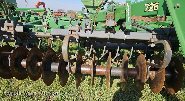 image for item EI3664 John Deere 726 mulch finisher